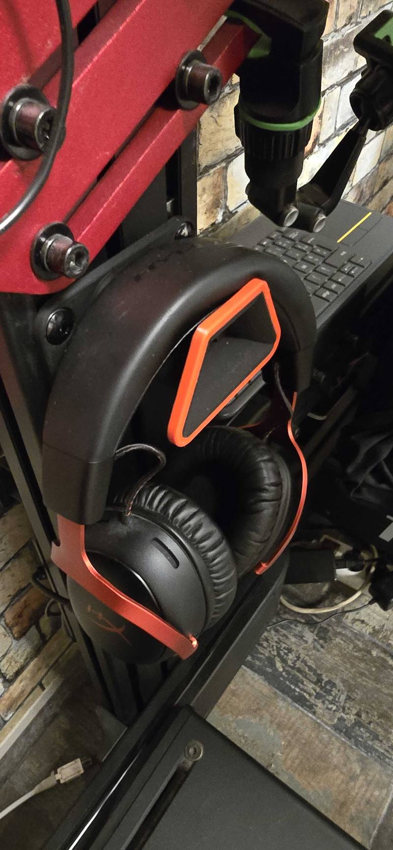 Support casque imprimé Azzurion sur rig client